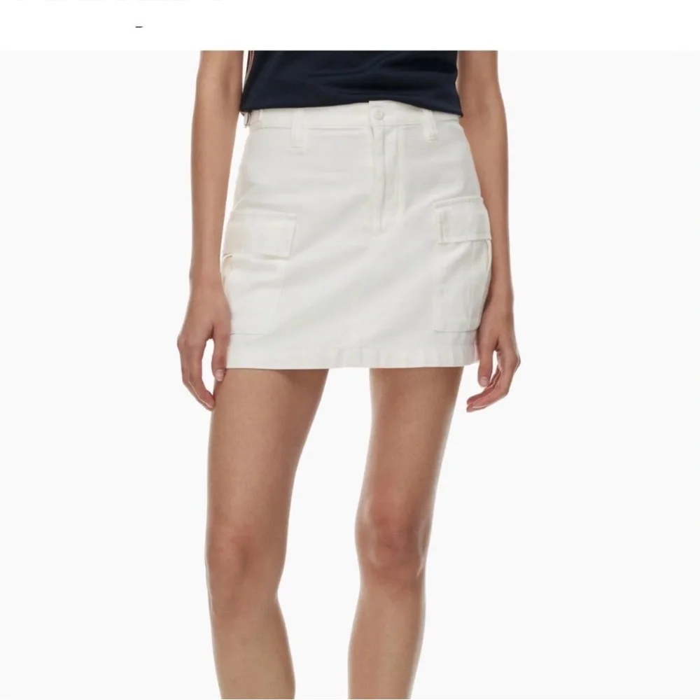 TNA Aritzia Supply Cargo Micro Skirt in white SoftSupply cotton Size 0